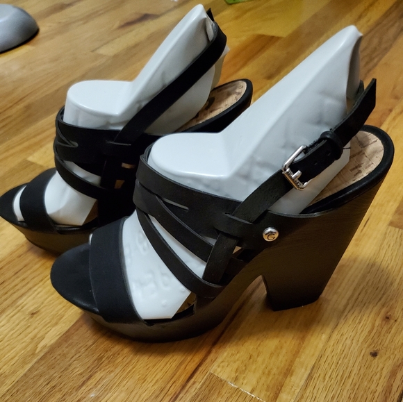 Guess Black Thick Cross Strap Open Toed Heel - Picture 3 of 5